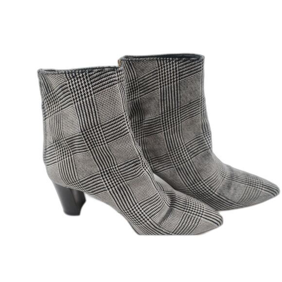 Club Monaco Shoes - Club Monaco Aaylina Bootie Soft Suede, sleek silhouette, made in Italy, winter